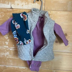 3 piece Carter’s set, size 3 months, worn once, smoke free home